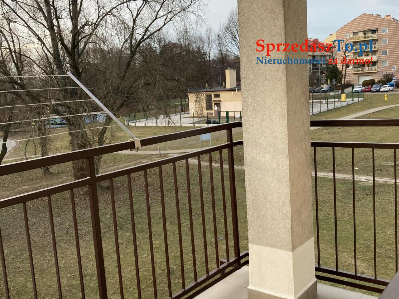 Sprzedam mieszkanie z garażem - 8