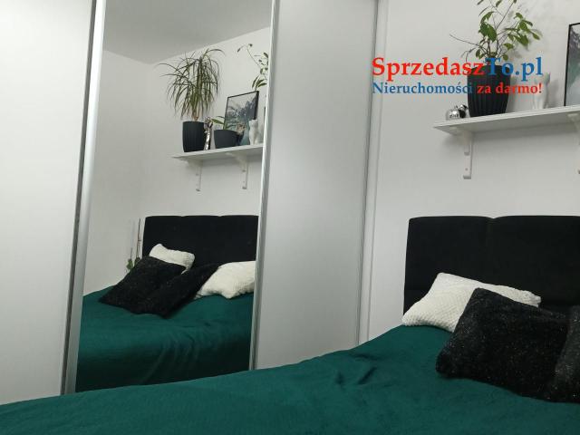 Sprzedam mieszkanie 3 pokojowe z dużym narożnym ogródkiem - 12