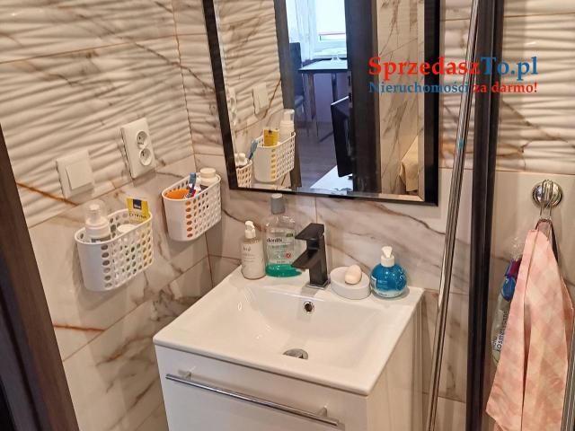 Sprzedam mieszkanie wyposażone - 9