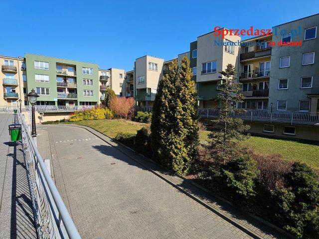 Mieszkanie dwupokojowe z oddzielną kuchnią - 9