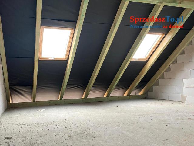 Sprzedam dom w zabudowie szeregowej w Małomicach - 11