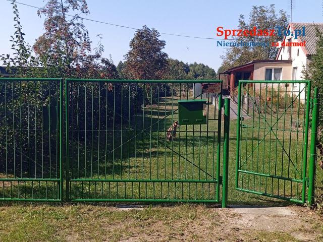 Sprzedam bezpośrednio siedlisko z budynkami gospodarczymi oraz piękna działka