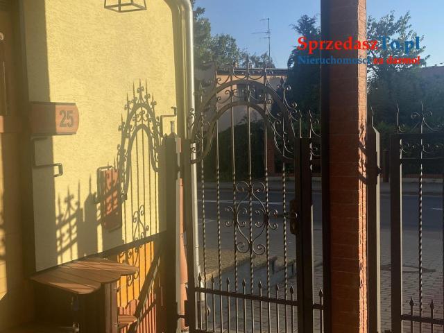 WYJĄTKOWA NIERUCHOMOŚĆ - 13