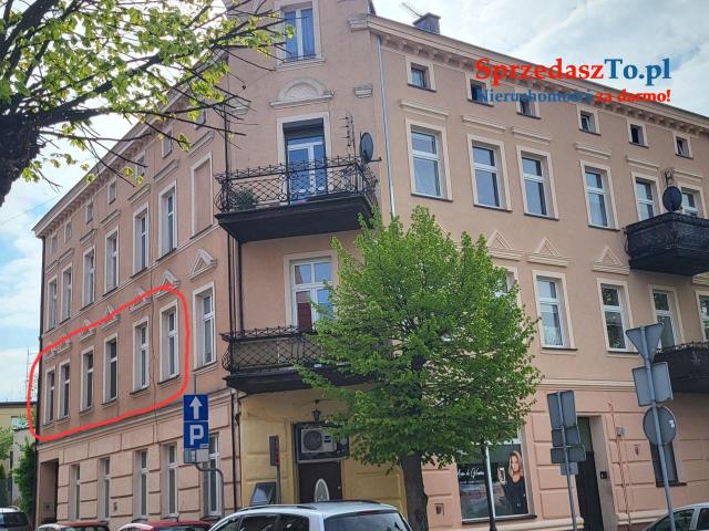 Sprzedam mieszkanie w kamienicy