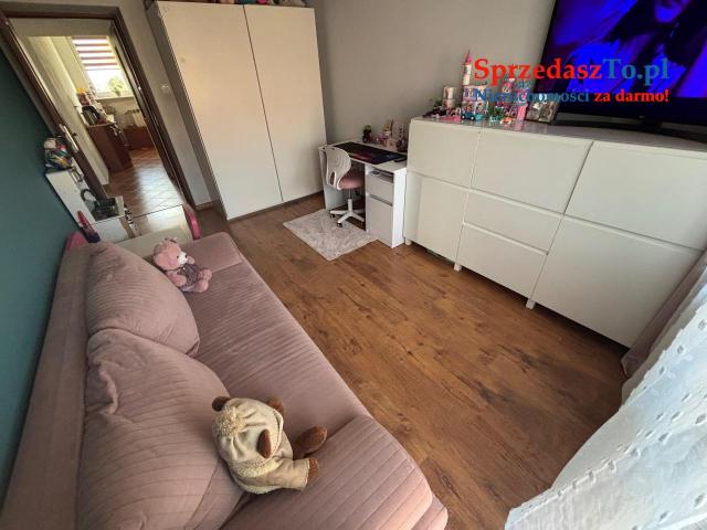 Sprzedam mieszkanie w centrum Poniatowej - 7