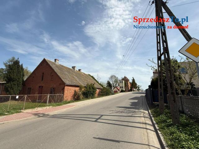 Sprzedam działkę budowlaną wraz z domem, z możliwością rozbiórki