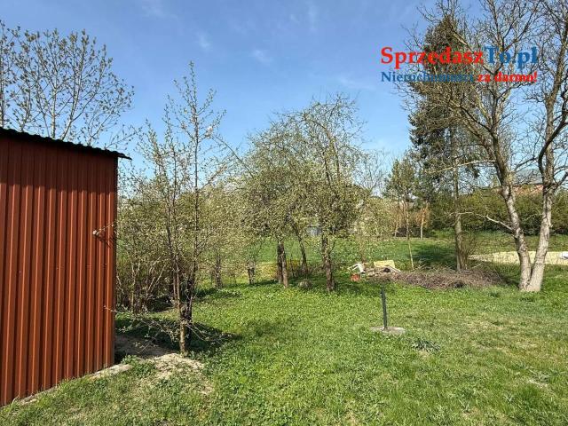 Sprzedam działkę budowlaną wraz z domem, z możliwością rozbiórki - 7