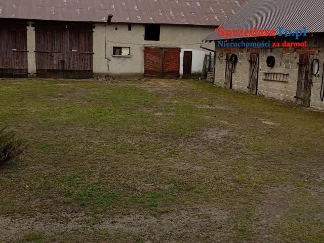 Sprzedam dom z budynkami gospodarczymi i działka