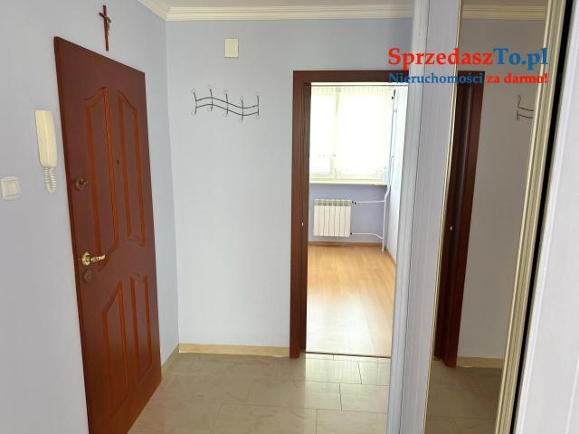 3 pokoje, 6 pomieszczeń z balkonem, piwnicą w centrum Łukowa – od zaraz! - 8