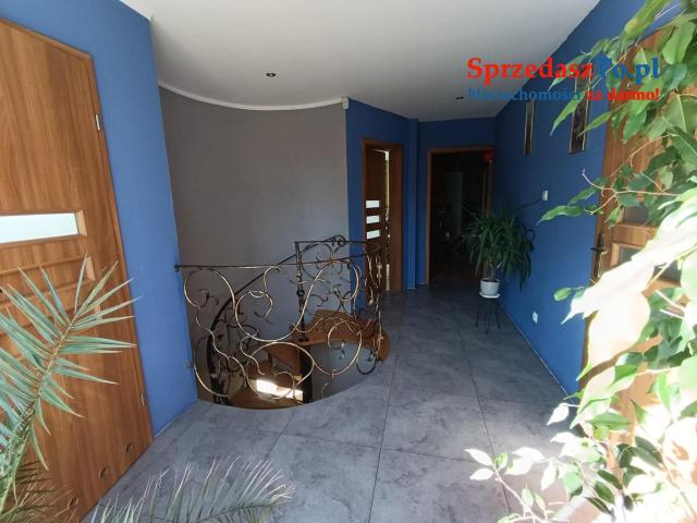 Dom + działka 1,17ha - 11