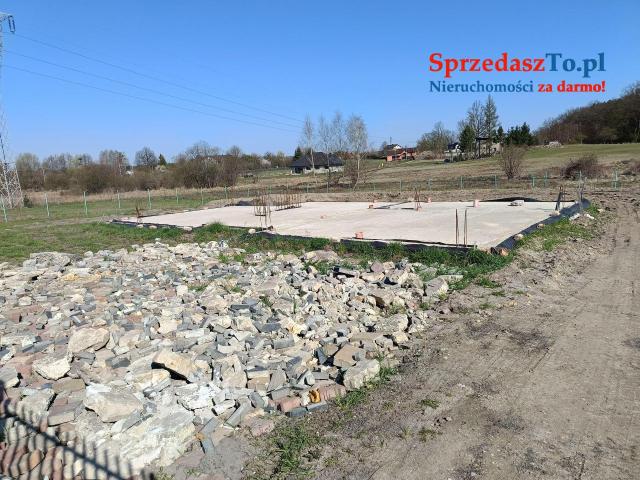 Działka z rozpoczętą budową - 6