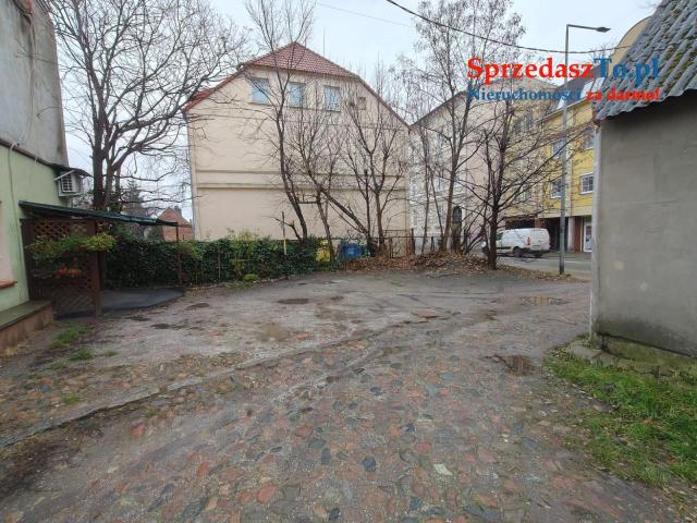 Dom z działką w centrum miasta