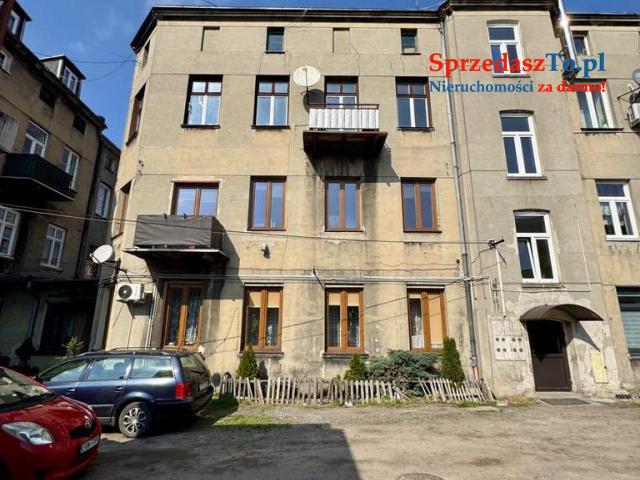 Przestronne i słoneczne mieszkanie w centrum Pabianic - ulica Majdany - 10