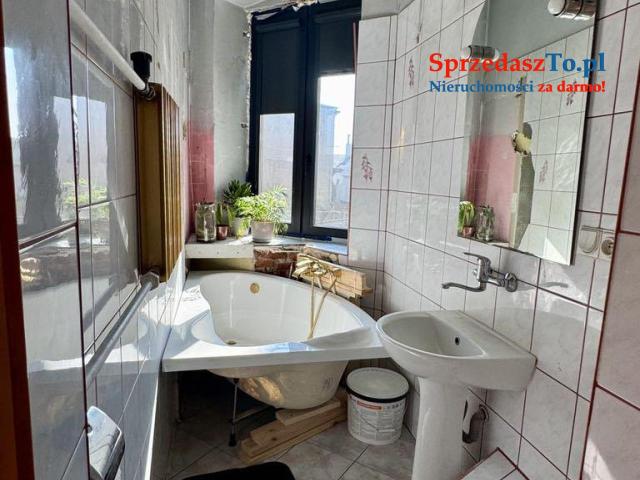 Przestronne i słoneczne mieszkanie w centrum Pabianic - ulica Majdany - 9