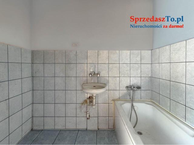 Kawalerka w Kamienicy - Wysoki Parter - 6