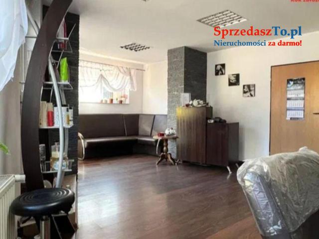 Sprzedam dom wraz z dwoma lokalami usługowo -handlowymi. - 8