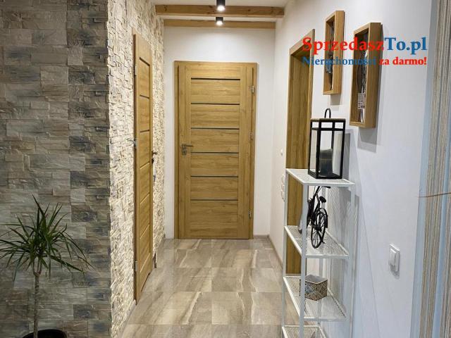 Piękny drewniany dom całoroczny    FILM - 6