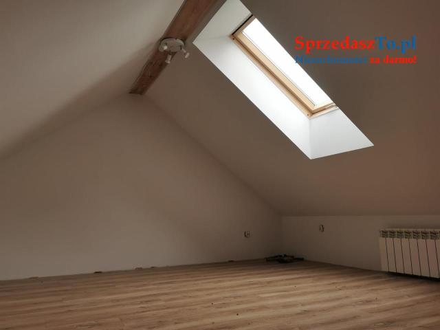 Piękny drewniany dom całoroczny    FILM - 9