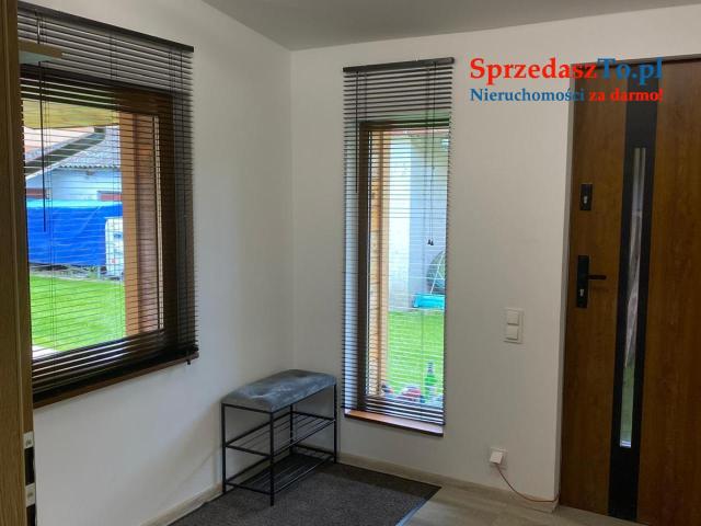 Piękny drewniany dom całoroczny    FILM - 10