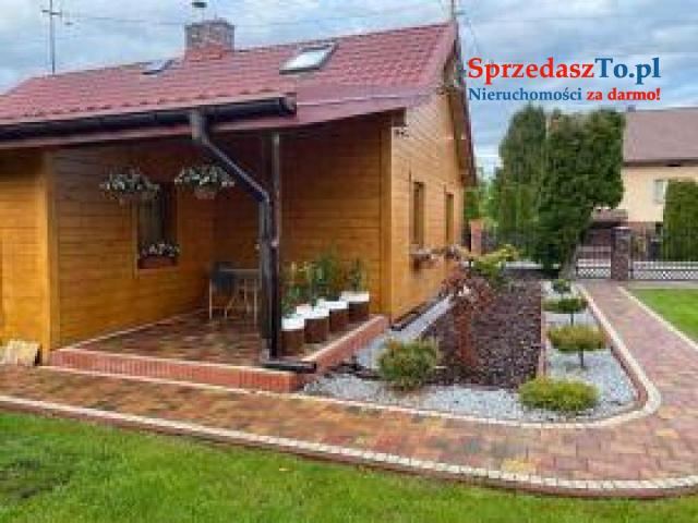 Piękny drewniany dom całoroczny    FILM - 16