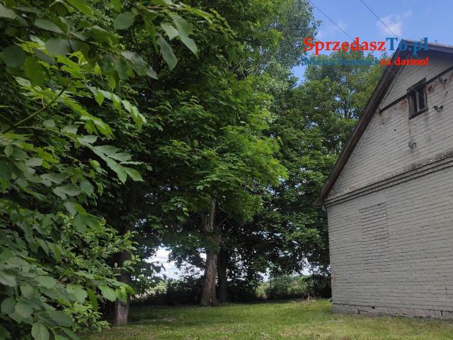 Działka z budyniem mieszkalnym