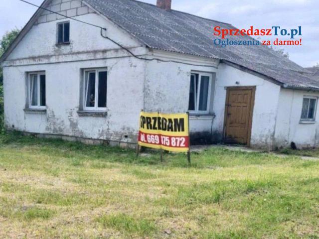 Działka z domem na sprzedaż