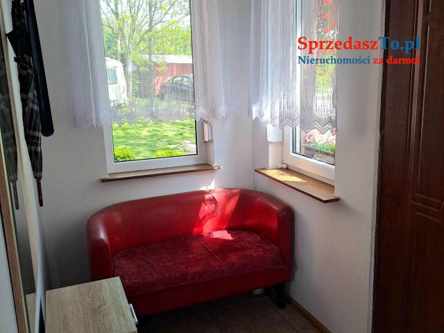 Sprzedam dom + duże pomieszczenie gospodarcze (warsztat) - 10