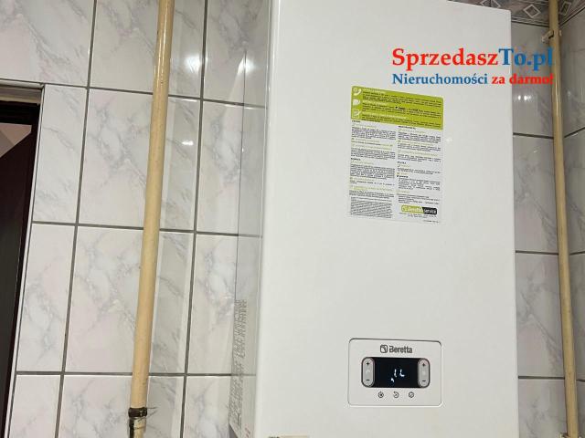 Sprzedam pięknie doświetlone mieszkanie w Pilawie Górnej !Kamienica!61 m2 - 9