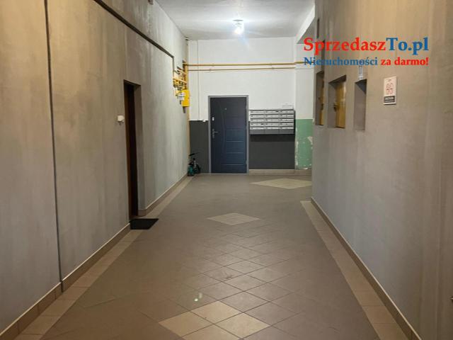 Sprzedam pięknie doświetlone mieszkanie w Pilawie Górnej !Kamienica!61 m2 - 12