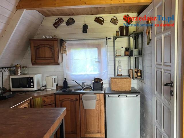 Działka z domkiem nad Jeziorskiem - 8