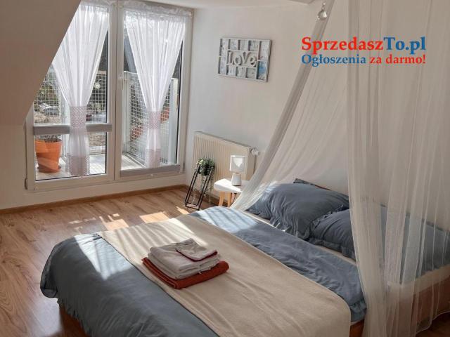 Apartament 2 pokoje Jelenia Góra Widok na Śnieżkę | 2 balkony , prywatne miejsce parkingowe