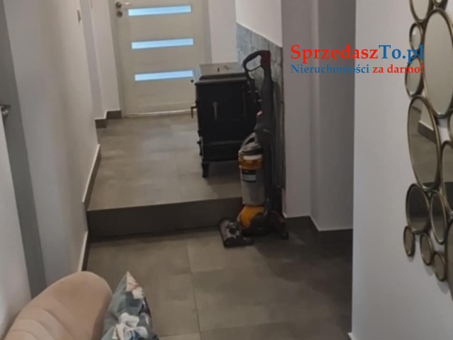 Mieszkanie bez czynszowe na parterze .