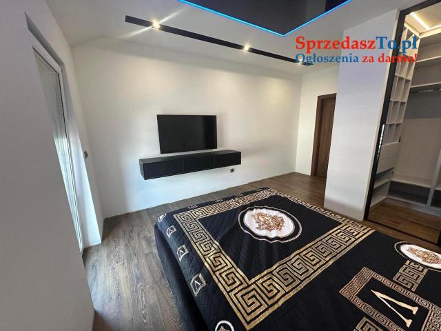 3 pokoje, bez czynszu, parking, niskie poddasze do trzymania rzeczy, niskie opłaty - 10