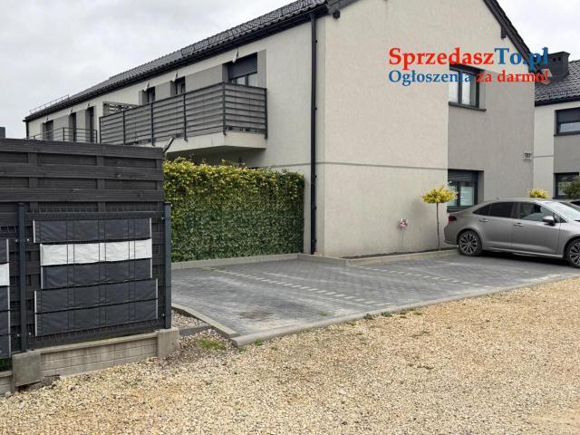 3 pokoje, bez czynszu, parking, niskie poddasze do trzymania rzeczy, niskie opłaty - 16