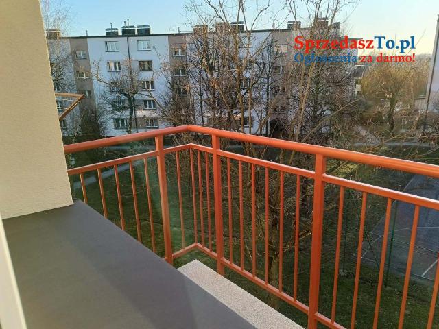 Mieszkanie z balkonem 45 m2 na os. Strusina - ul. Mościckiego - 15