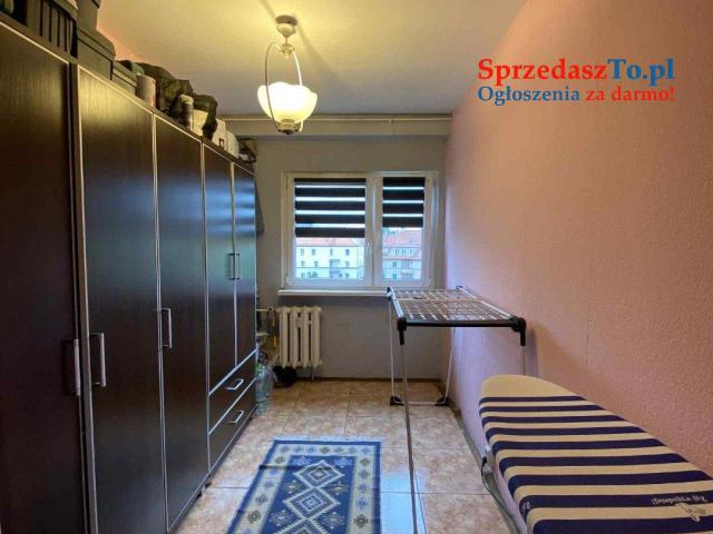 Sprzedam mieszkanie 4 pokojowe o powierzchni 77,9 m2 na 4 piętrze - 7