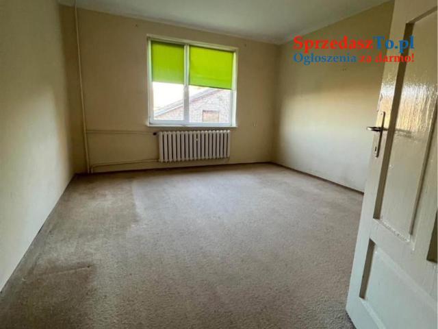 Dom na sprzedaż – przestronny, z dużą działką i budynkami gospodarczymi - 8