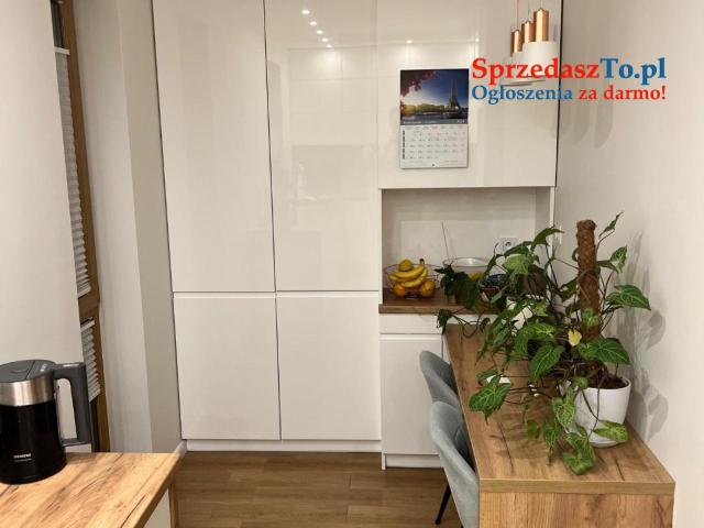 Dwupoziomowe mieszkanie 4-pokojowe os. Dębowe Tychy Wilkowyje atrakcyjna lokalizacja - 10