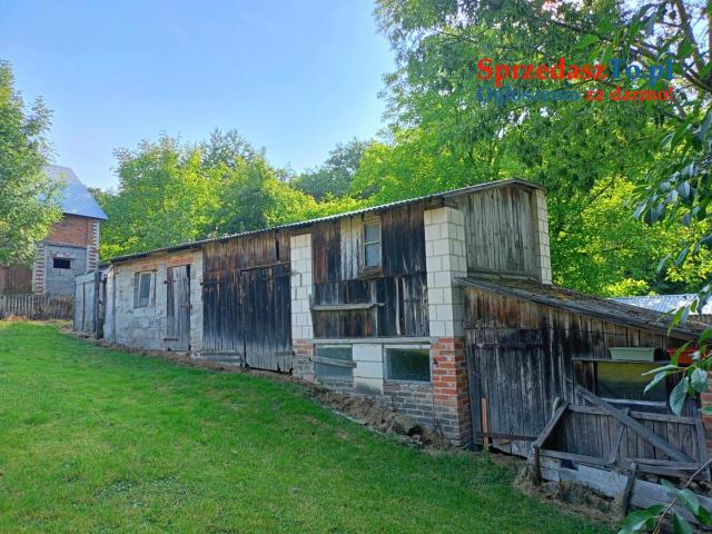 Dom na sprzedaż z polem - 10