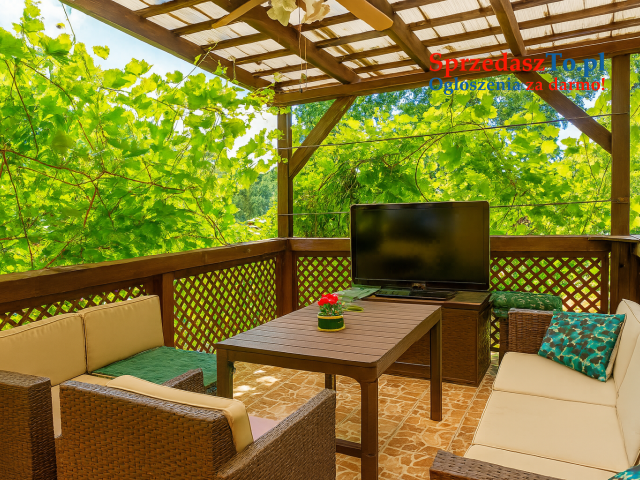 Stylowy dom z ogrodem w spokojnej okolicy - 21