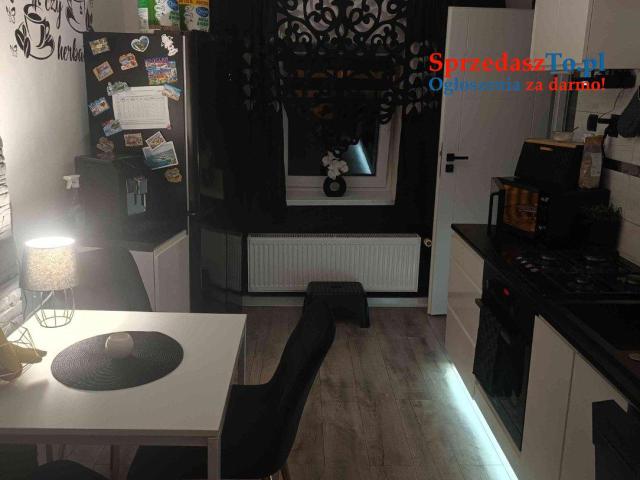 Dom z małym ogródkiem. - 6