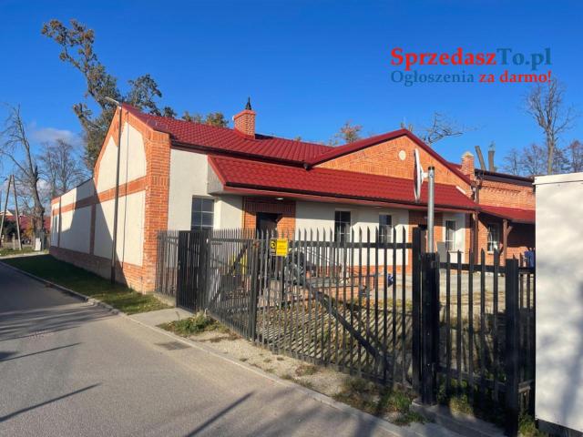Budynek handlowo uslugowy