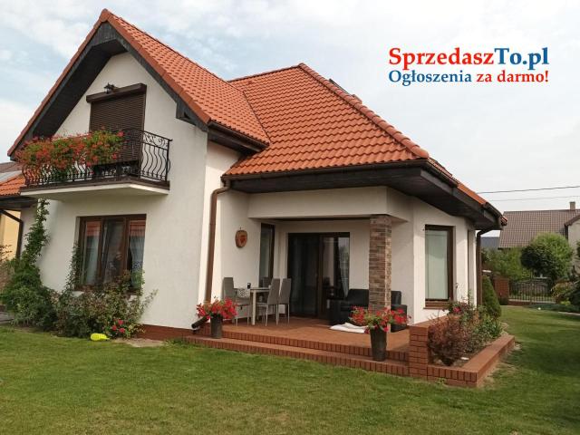 Dom jednorodzinny z ogrodem w miejscowości Pokoje k. Słupcy (gm. Słupca)