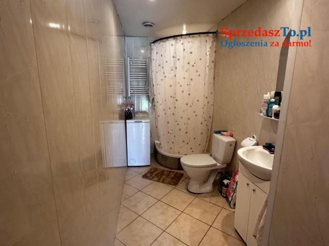 Dom do remontu na dużej działce z piękną stajnią z czerwonej cegły. - 10