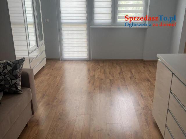 Nowoczesna kawalerka 26 m² – Krosno, os. Tysiąclecia, 1. piętro 🏡✨