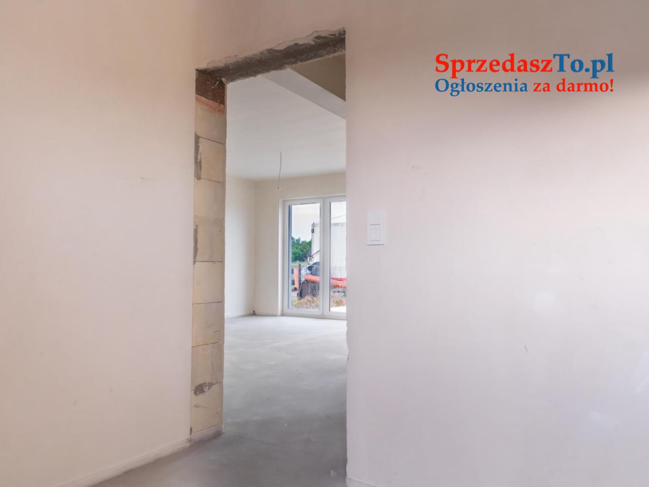 Dom w Dobroszycach z ogrodem i garażem w stanie deweloperskim - 8/21