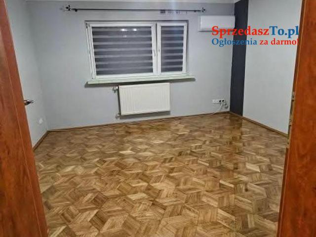Idealne na start lub dla rodziny – mieszkanie z ogrodem i garażem – 250 000 zł