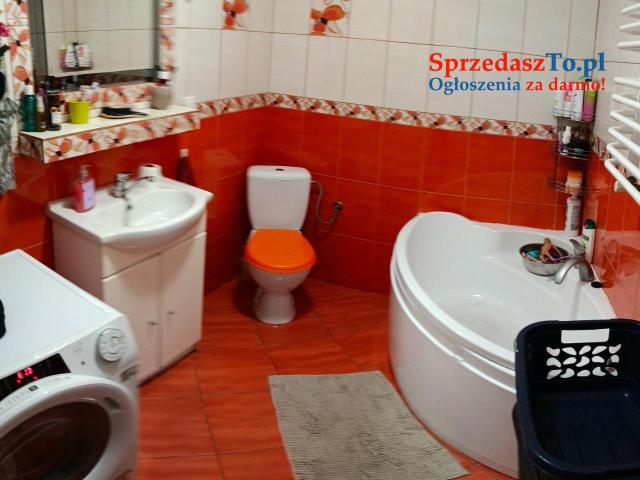 Mieszkanie 63,7 m² + działka 14 arów + garaż – tylko 250 000 zł!