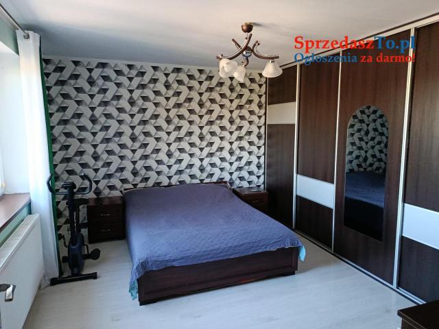 Mieszkanie 63,7 m² + działka 14 arów + garaż – tylko 250 000 zł!