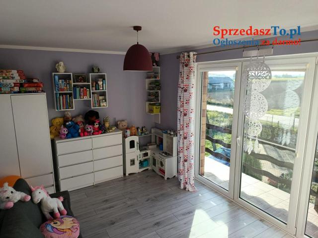 Mieszkanie 63,7 m² + działka 14 arów + garaż – tylko 250 000 zł!